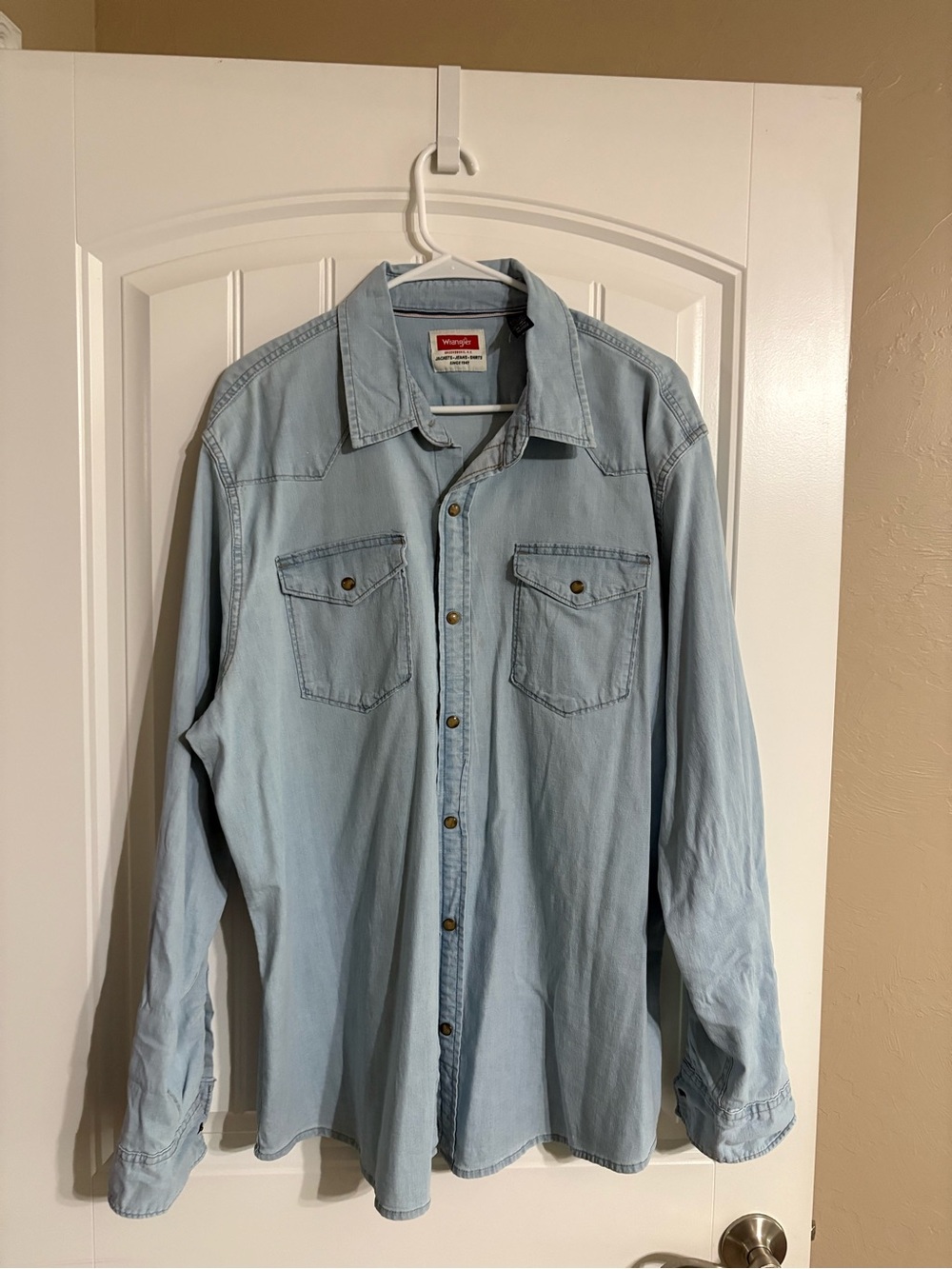 Wrangler Light Blue Denim Casual Button-Down Shirt